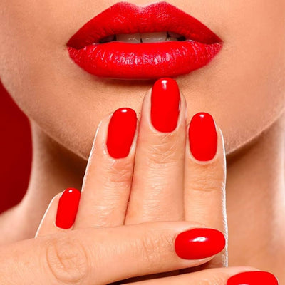 Il metodo migliore per ottenere una manicure con smalto semipermanente professionale a casa!